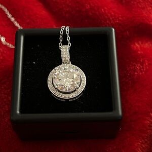 Luxury 4.0‎ CT Moissanite Diamond pendant necklace Retail $375